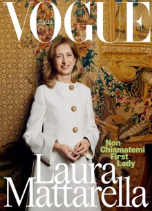 Vogue Italian Magazine Issue NO 904 
