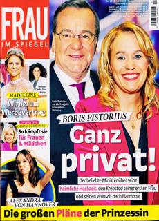 Frau Im Spiegel Weekly Magazine Issue NO15