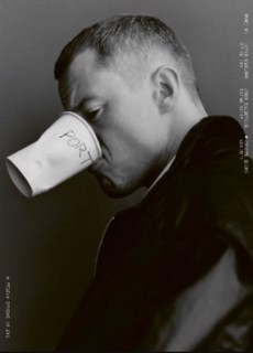 Port Issue 36 - Joseph Quinn Magazine Issue 36 JOSEPH QUINN