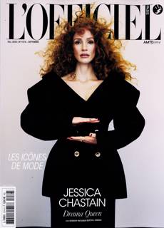 L Officiel Paris Magazine Issue NO1074