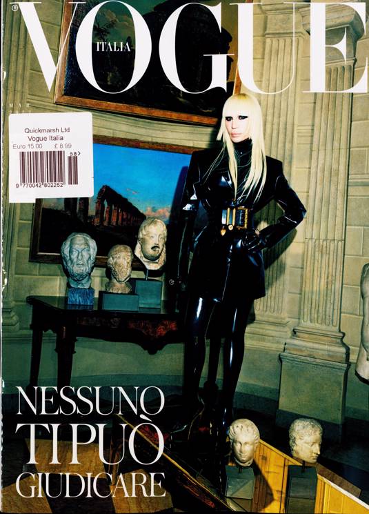 Vogue Italian Magazine Subscription | Buy at Newsstand.co.uk | Italian